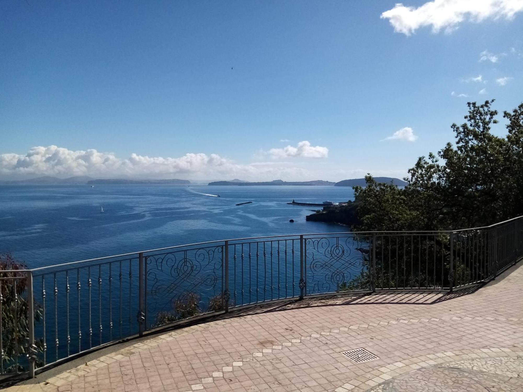 L'Incanto Suites Ischia Casamicciola Terme Szoba fotó